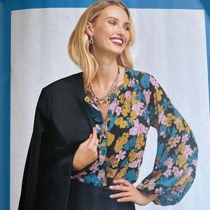 Cabi Favorite Blouse